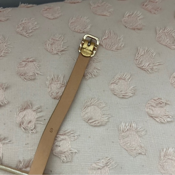 J Crew Leather Belt Gold Size Small - Picture 3 of 3
